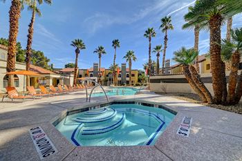 Newly renovated pool & hot tub